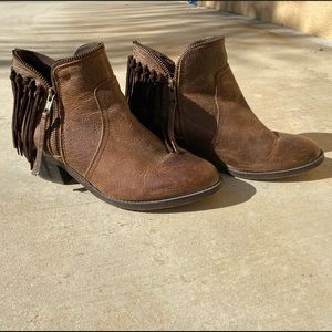 Circle G by Corral Fringe Booties